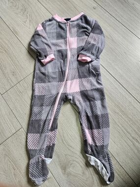 Pajamas Plush Pink & Gray Plaid Baby Footed One-Piece 9M